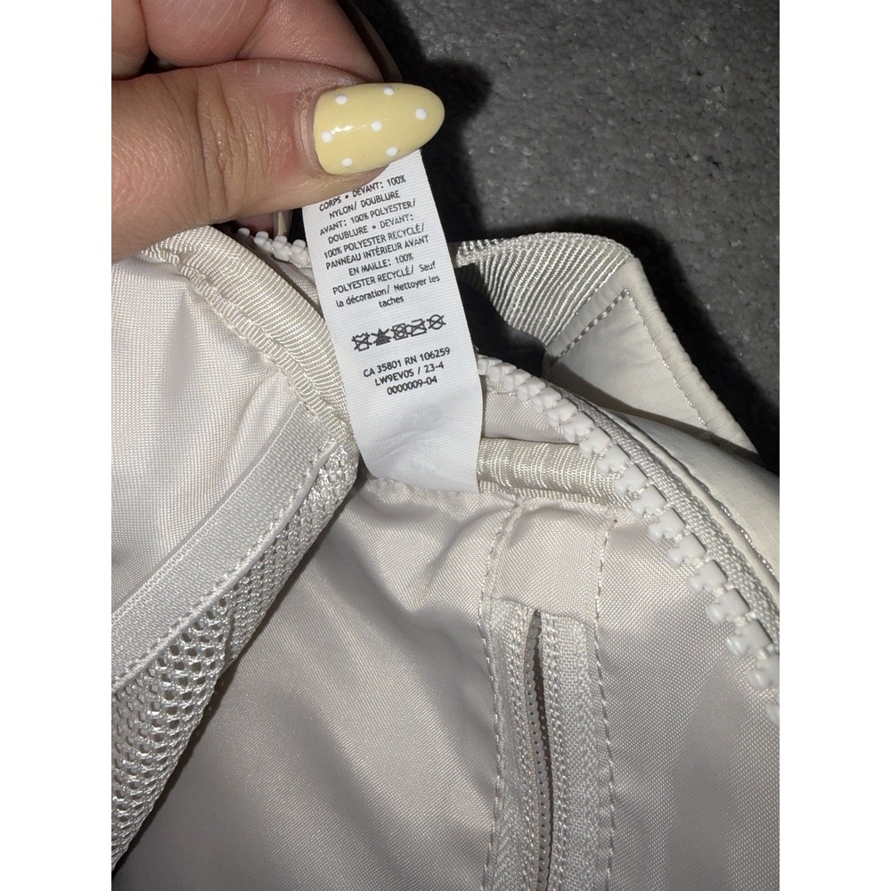 Lululemon Quilted Grid Belt Bag Hand Warmer 1.5L White Opal - Picture 10 of 12
